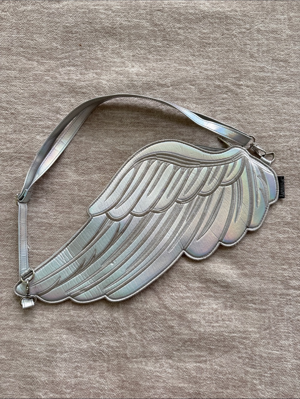 Fydelity Silver Holographic Iridescent Wing Sling Back Backpack - Picture 2 of 7